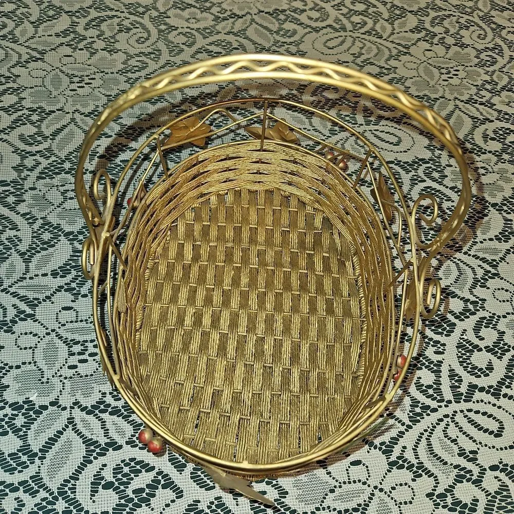 Gold Woven Metal Holiday Basket Decor